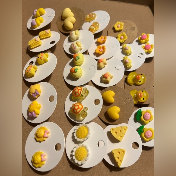 #11 NEW Handmade BIG Yellow Earrings Set - Picture 7 of 8